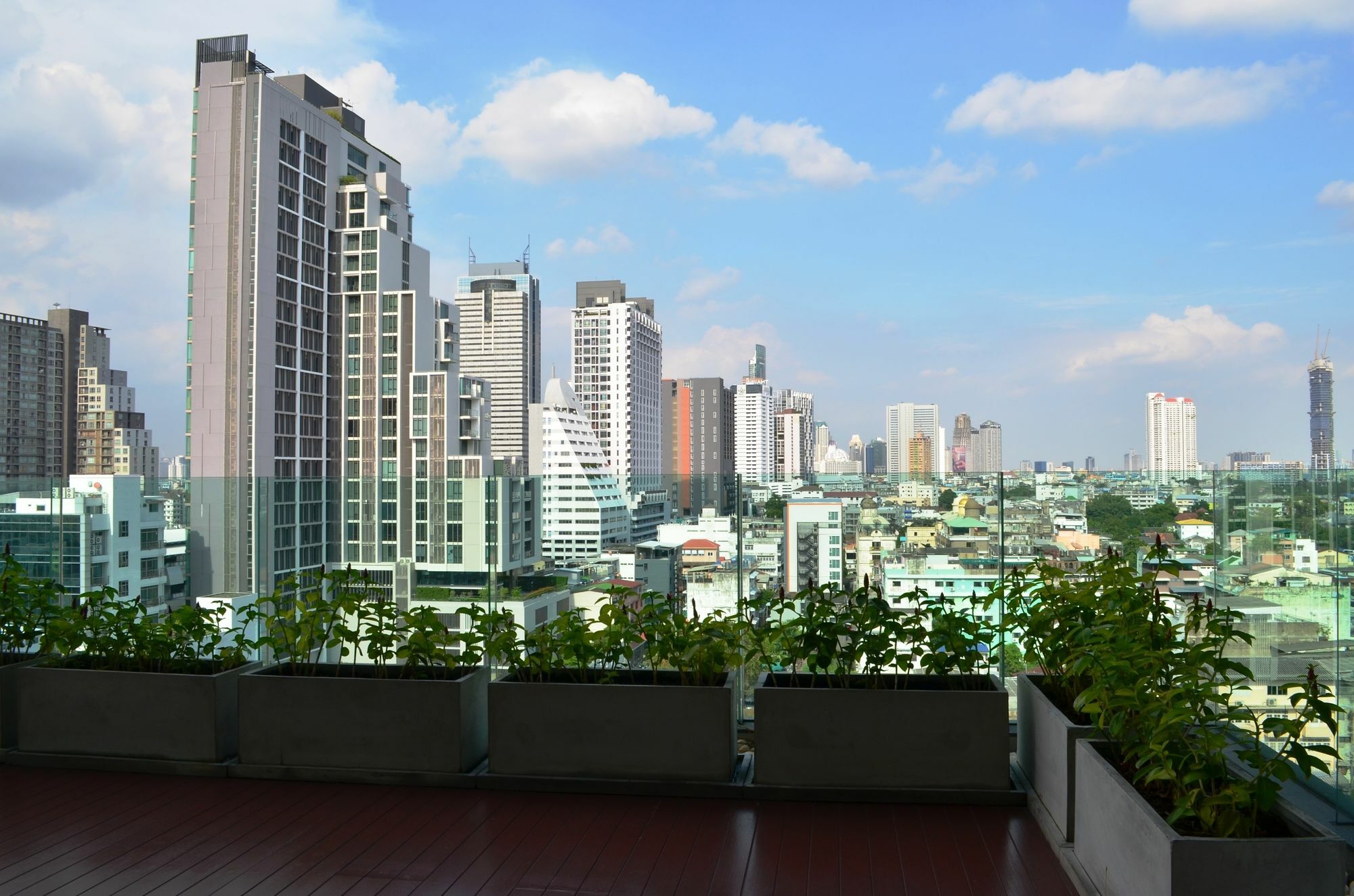 Wooden Suites Bangkok Exterior photo