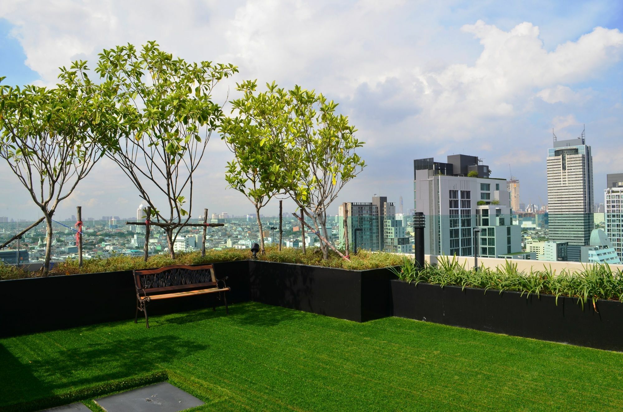 Wooden Suites Bangkok Exterior photo